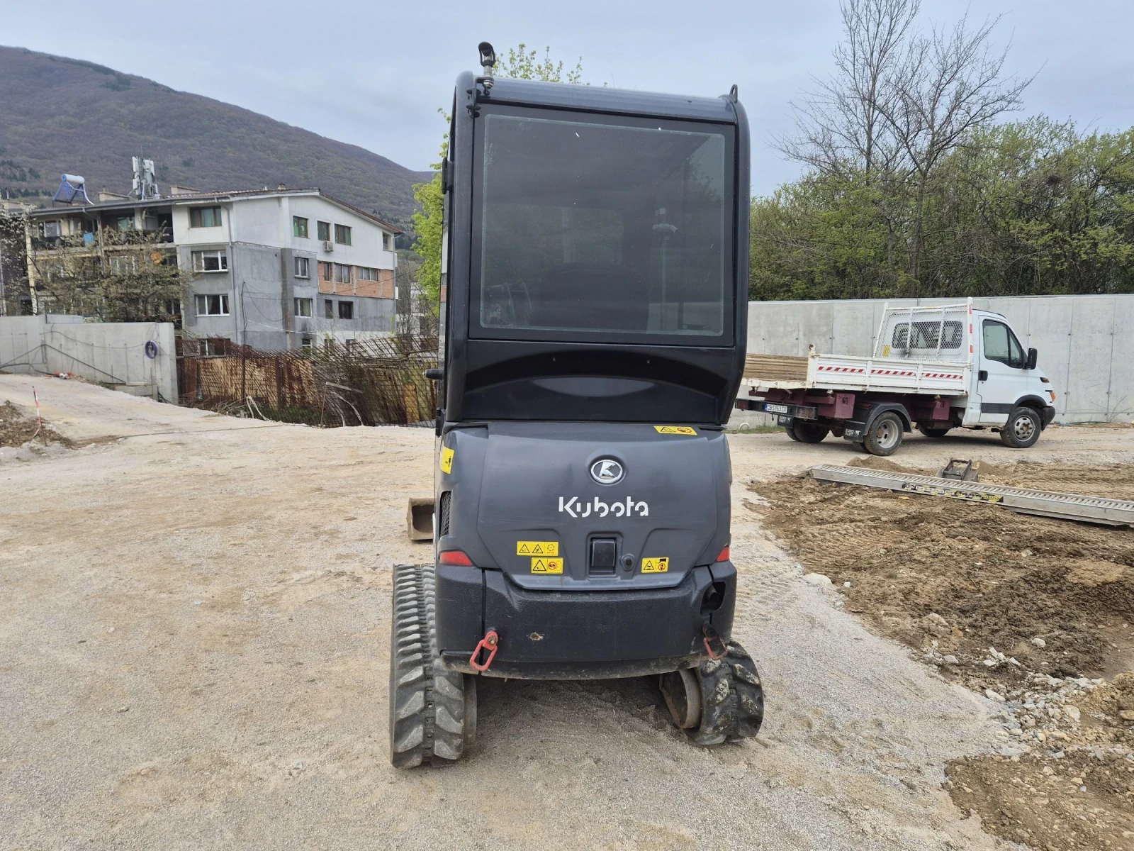 Багер Kubota KX019-4 - изображение 5