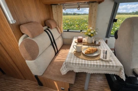 Кемпер Burstner Aviano i650, снимка 9