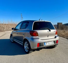 Toyota Yaris, снимка 2