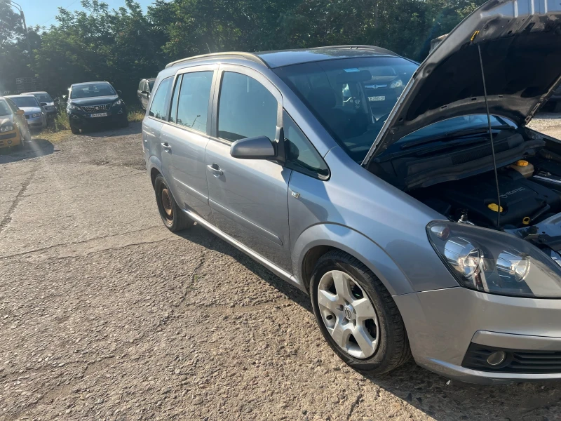 Opel Zafira, снимка 11 - Автомобили и джипове - 44444938