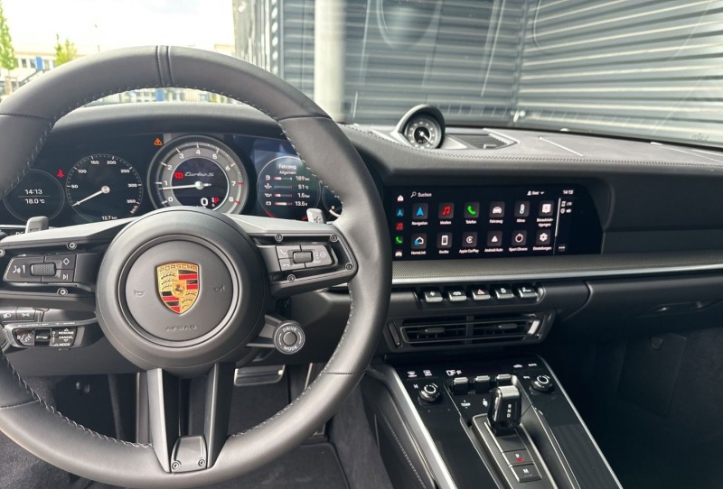Porsche 911 Turbo S Cabriolet = NEW= Гаранция, снимка 11 - Автомобили и джипове - 46007789