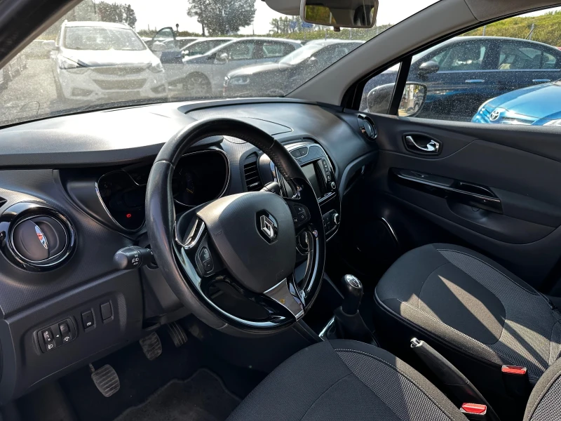 Renault Captur 1.5dci EU5B, снимка 9 - Автомобили и джипове - 47161132