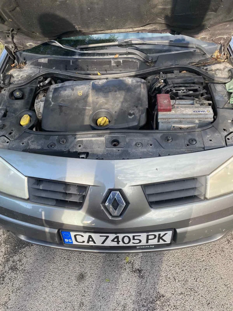 Renault Megane, снимка 6 - Автомобили и джипове - 47262876