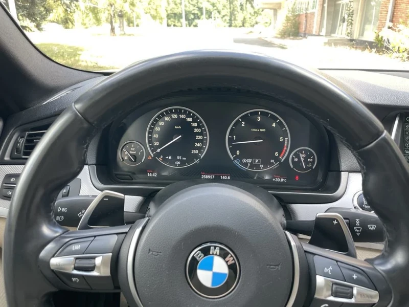 BMW 535 d FACE M-пакет, снимка 16 - Автомобили и джипове - 47305051