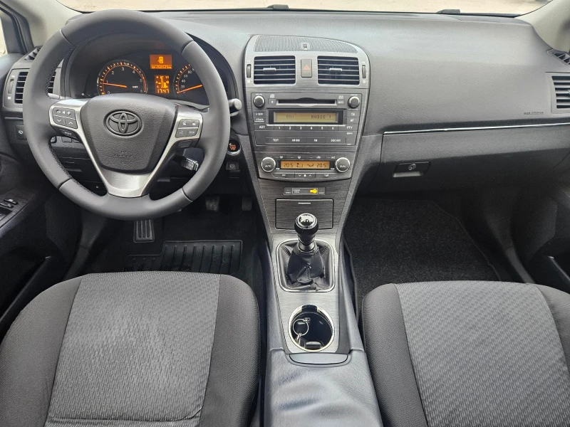 Toyota Avensis 2.2 D-4D Executive, снимка 11 - Автомобили и джипове - 49799041