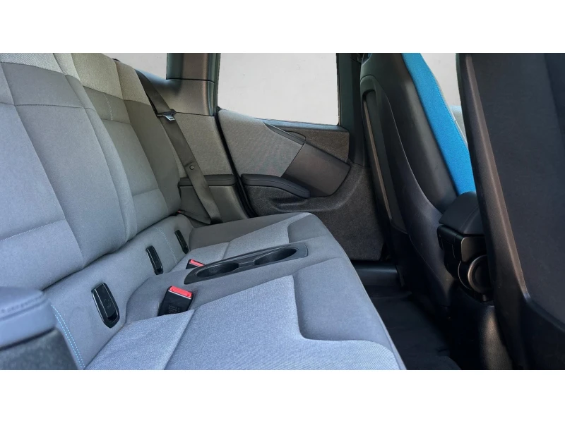 BMW i3 120 Ah Термопомпа, Месечна вноска от 455 лв., снимка 7 - Автомобили и джипове - 50322374