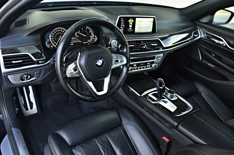 BMW 730 D M-SPORT Xdrive LASER COCPIT HEAD-UP EXCLUSIVE , снимка 9 - Автомобили и джипове - 50527571