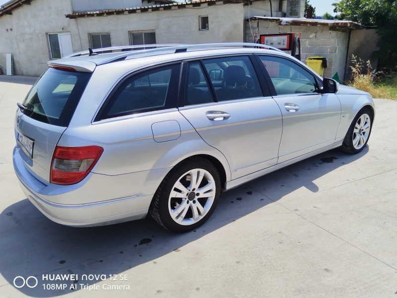 Mercedes-Benz C 220, снимка 3 - Автомобили и джипове - 52279306