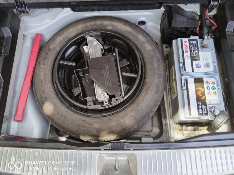 Mercedes-Benz C 220, снимка 9 - Автомобили и джипове - 52279306