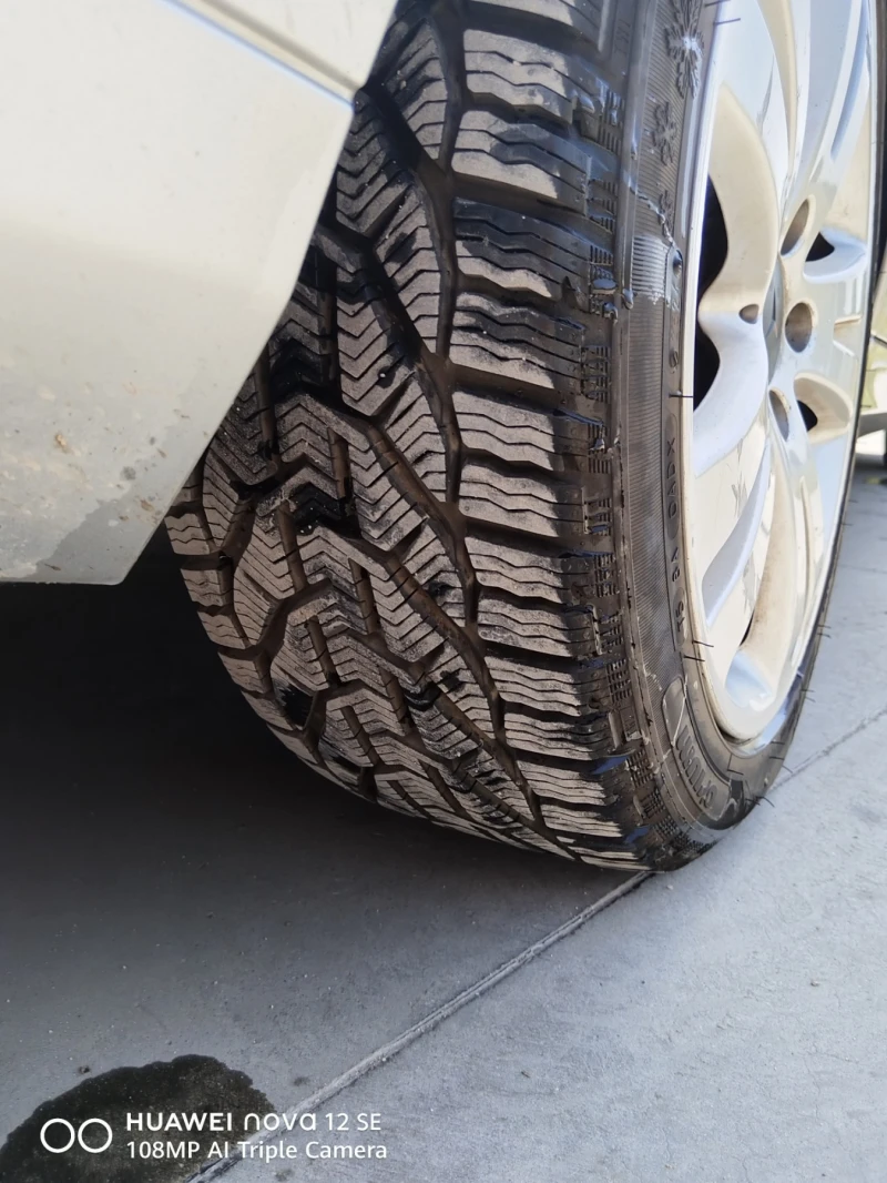 Mercedes-Benz C 220, снимка 6 - Автомобили и джипове - 52279306