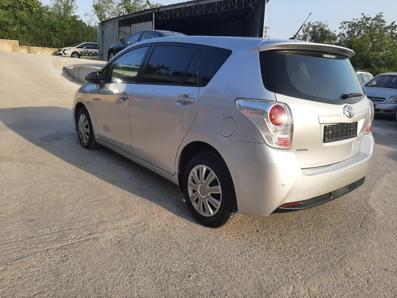 Toyota Verso 1.8 AUTOMATIC NAVI XENON CAMERA, снимка 8 - Автомобили и джипове - 52140633