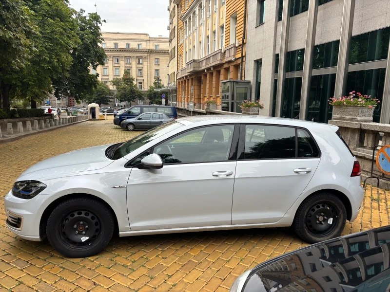 VW Golf 7.5 e-Golf, снимка 2 - Автомобили и джипове - 52370880