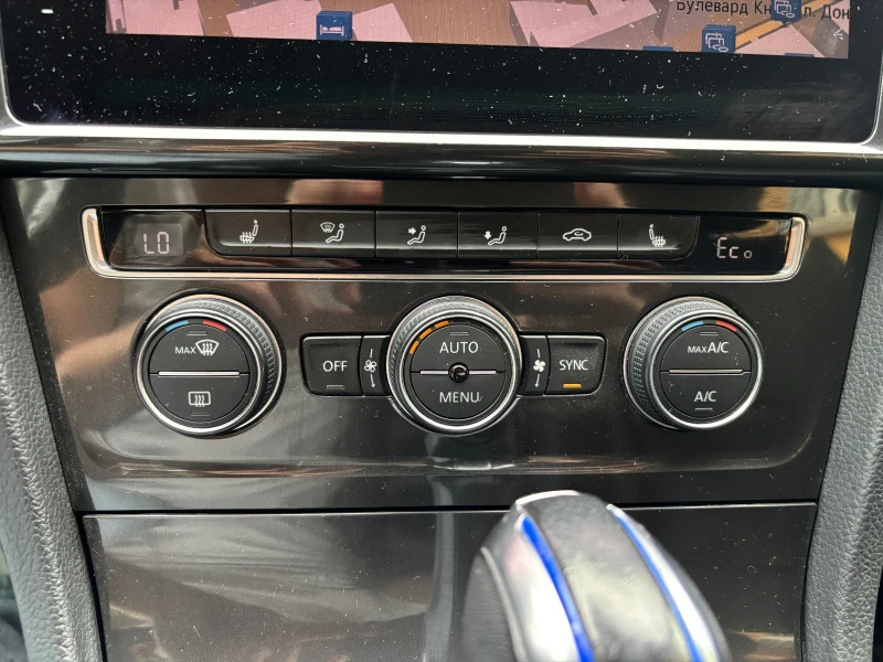 VW Golf 7.5 e-Golf, снимка 8 - Автомобили и джипове - 52370880
