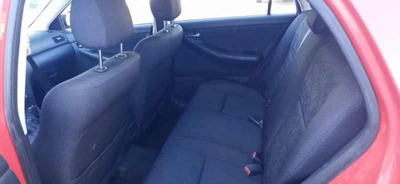 Toyota Corolla 1.4 vvti , снимка 7 - Автомобили и джипове - 51977060