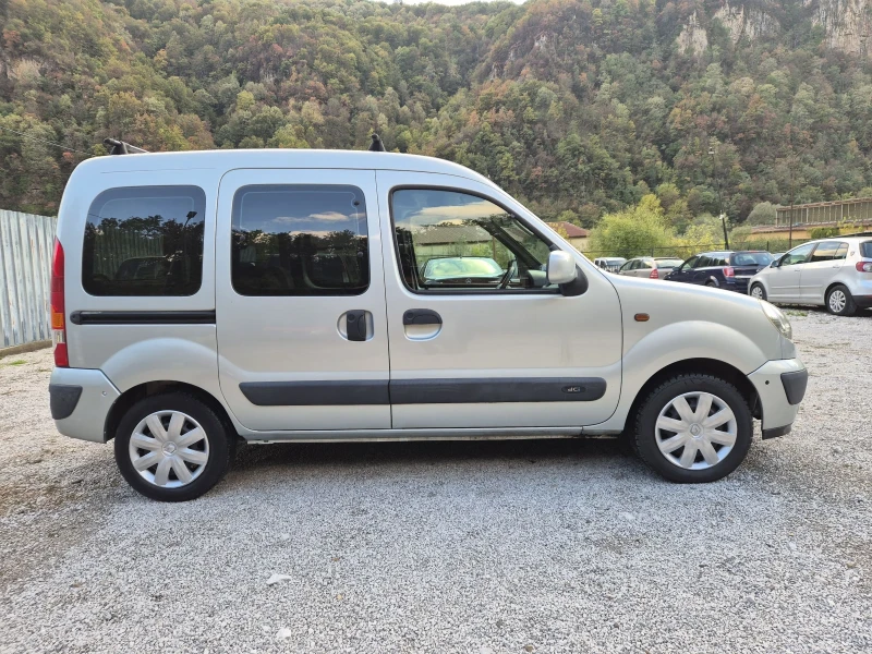 Renault Kangoo 1.5 дизел ТОП  СЪСТОЯНИЕ, снимка 3 - Автомобили и джипове - 52002421