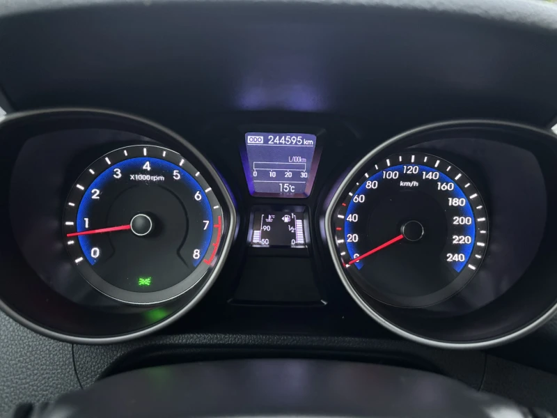 Hyundai I30 1.6 GDI - Бензин, снимка 12 - Автомобили и джипове - 52367347