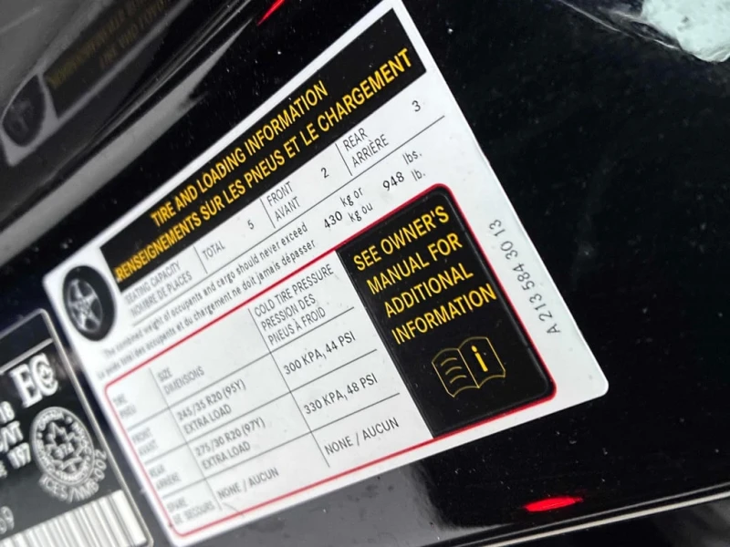 Mercedes-Benz E 53 AMG CARFAX, снимка 12 - Автомобили и джипове - 52595249