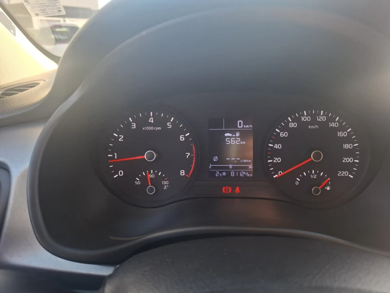 Kia Rio 1.2 cvvt Гаранция, снимка 10 - Автомобили и джипове - 53166608