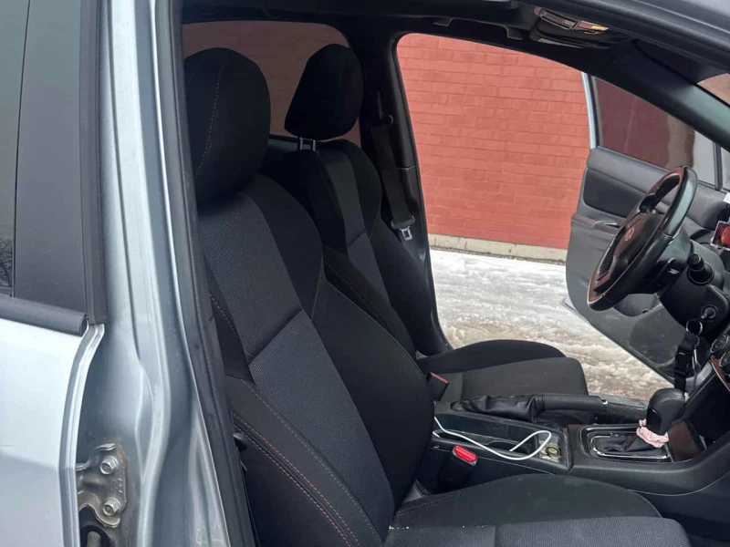 Subaru WRX * Sport * KEYLESS* ПОДГРЕВ* PANO* , снимка 12 - Автомобили и джипове - 53558361