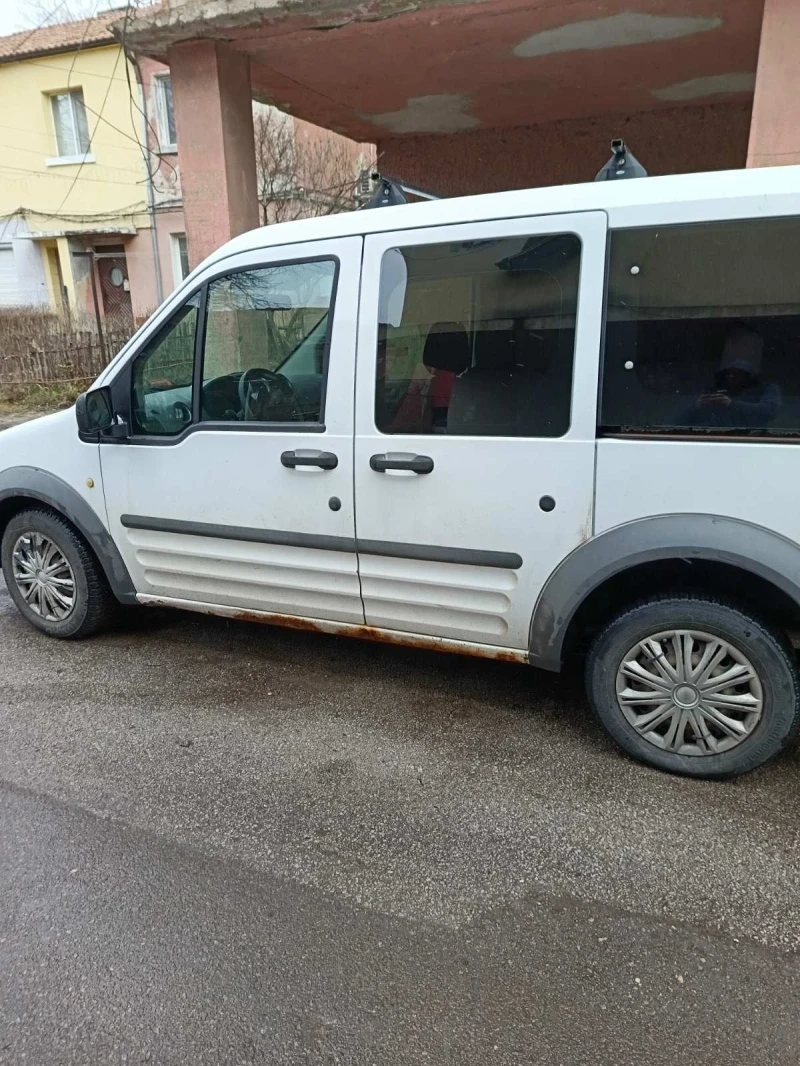 Ford Tourneo Connect 1.8 TDCI, снимка 9 - Автомобили и джипове - 53582875