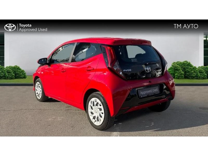 Toyota Aygo 1.0VVT-i  X-connect - изображение 2