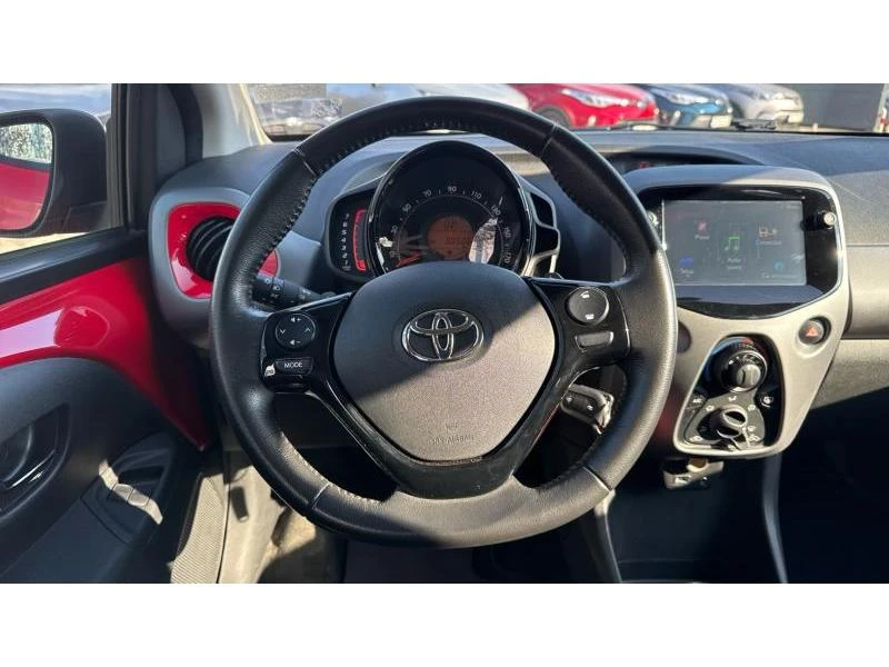 Toyota Aygo 1.0VVT-i  X-connect - изображение 9