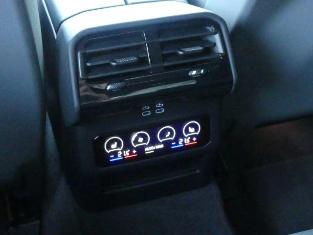 BMW i5 eDrive40/ M-SPORT/ H&K/ 360/ KEYLESS/ HEAD UP/  | Mobile.bg   14