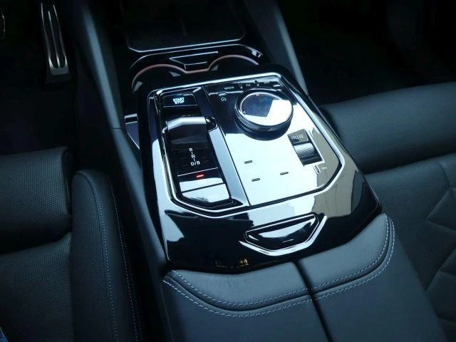 BMW i5 eDrive40/ M-SPORT/ H&K/ 360/ KEYLESS/ HEAD UP/  | Mobile.bg   11