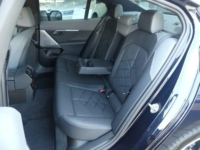 BMW i5 eDrive40/ M-SPORT/ H&K/ 360/ KEYLESS/ HEAD UP/  | Mobile.bg   13