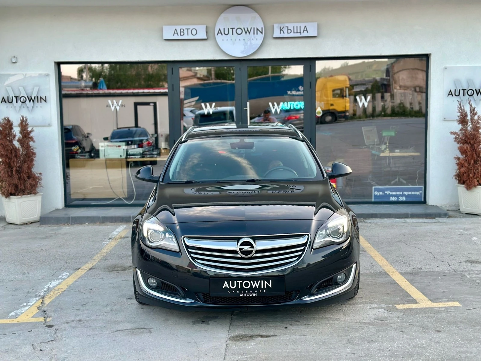 Opel Insignia 2.0 cdti Sports Tourer - изображение 3