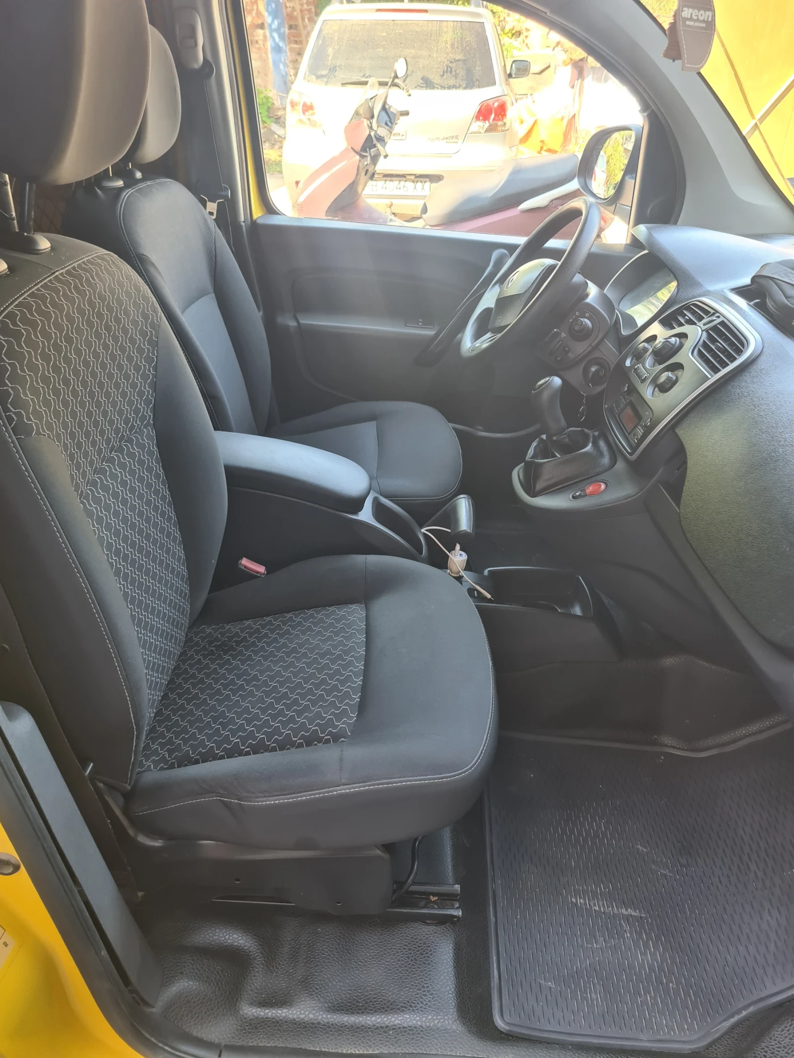 Renault Kangoo 1.5 DCI - изображение 4