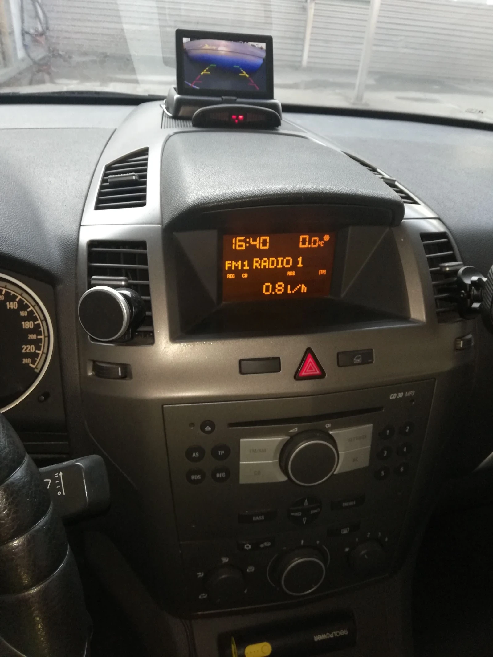 Opel Zafira Zafira B 1.9 cdti - изображение 10