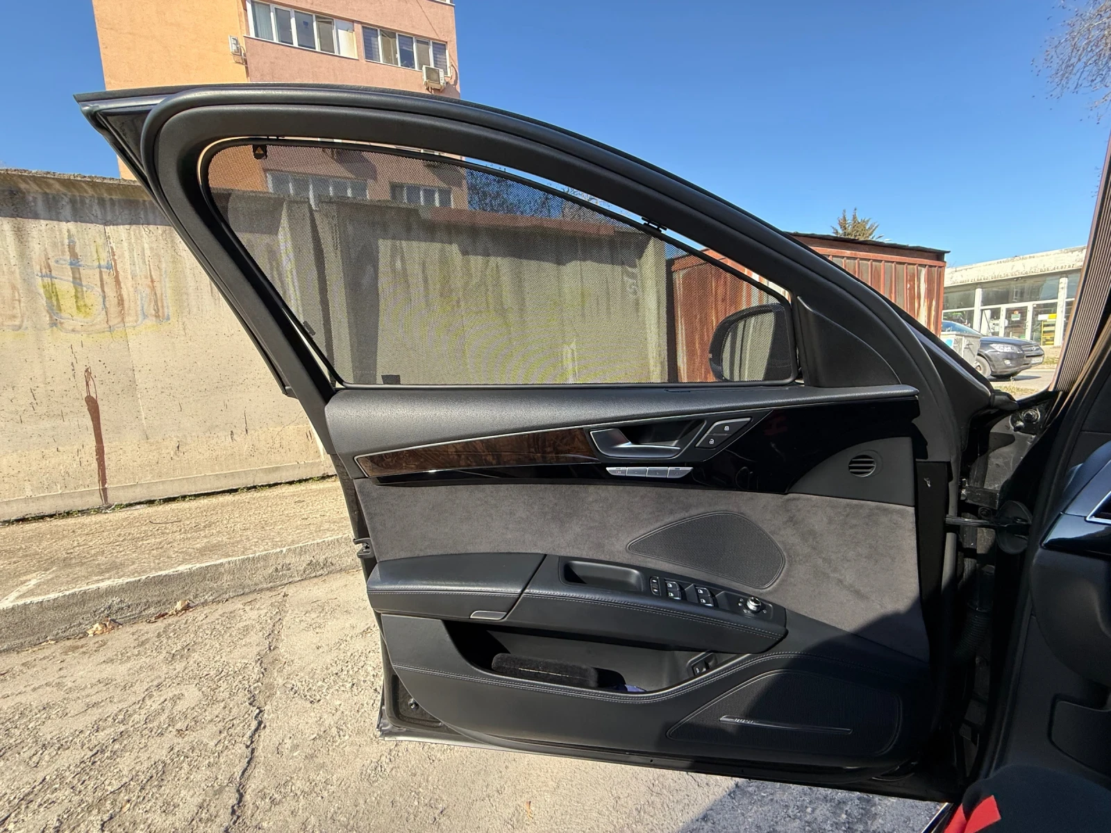 Audi A8 4.2 TDI - изображение 9