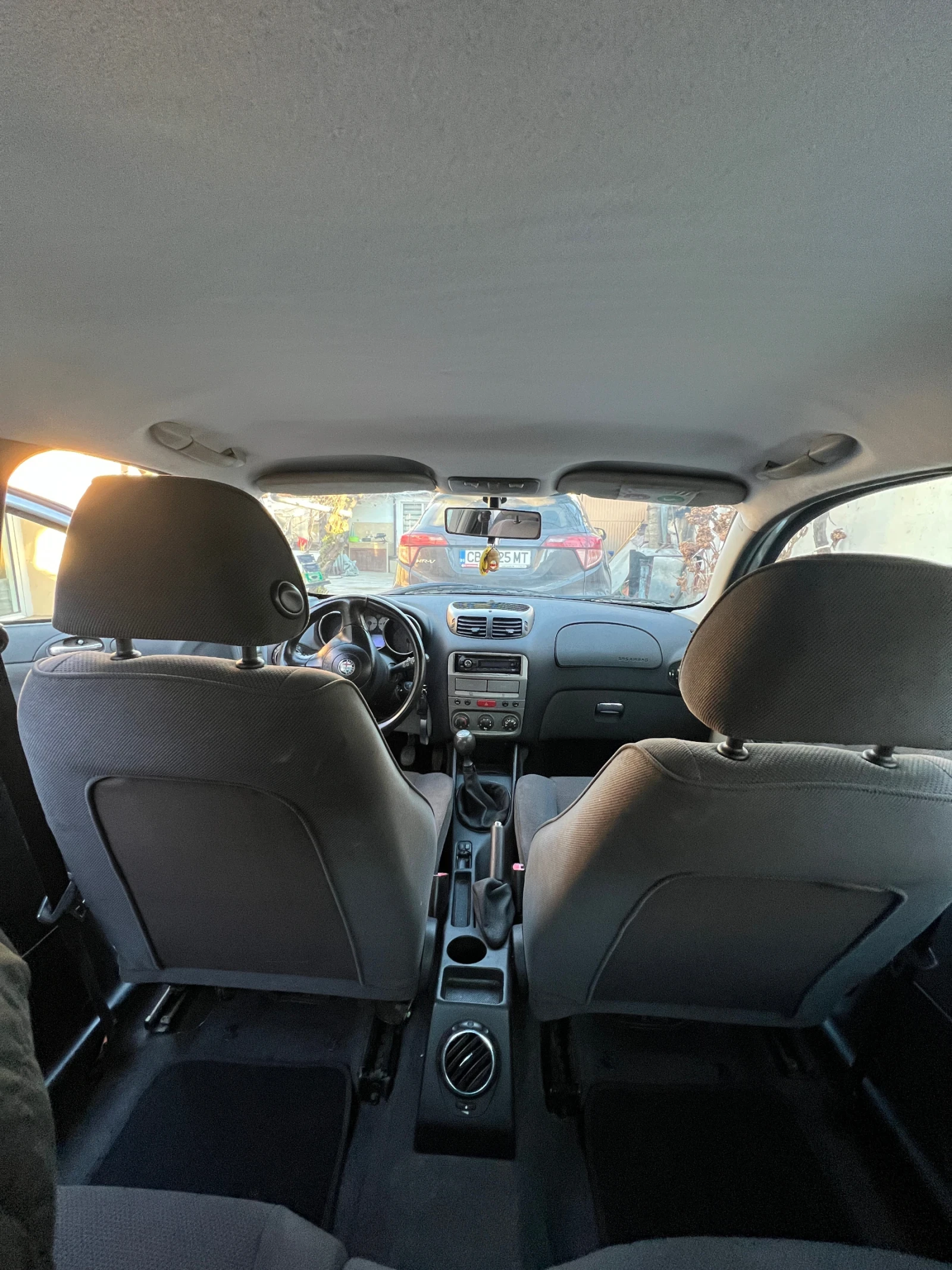 Alfa Romeo 147 1.9JTD - изображение 5