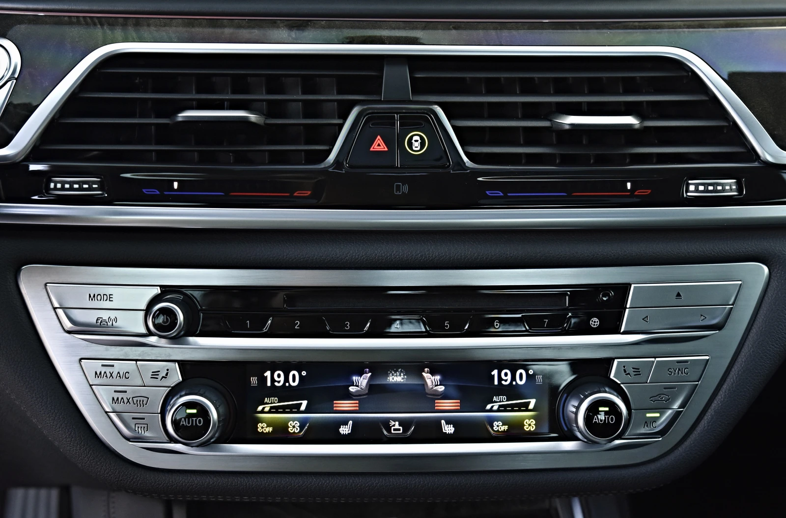 BMW 730 D M-SPORT Xdrive LASER COCPIT HEAD-UP EXCLUSIVE  | Mobile.bg   12