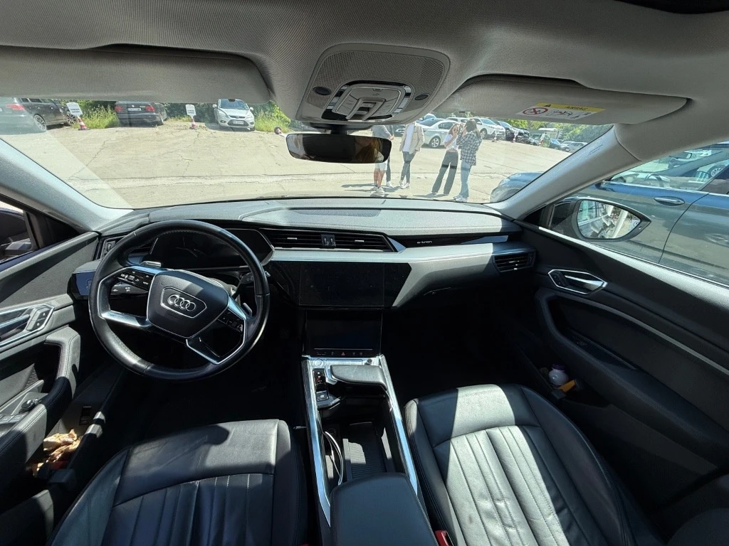 Audi E-Tron Audi e-tron 50 Quattro  - изображение 8
