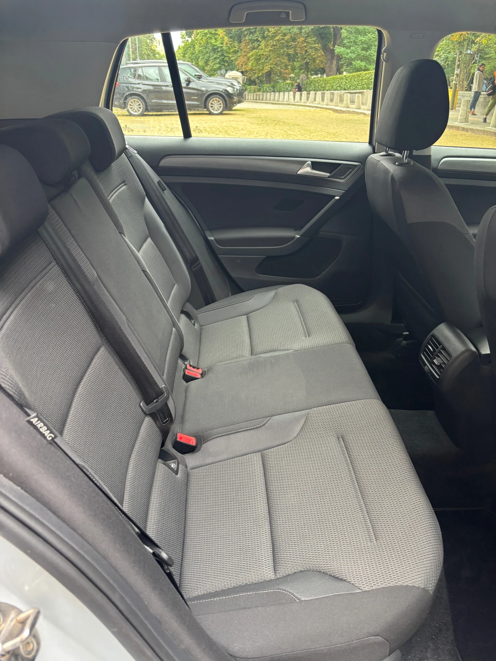 VW Golf 7.5 e-Golf - изображение 10