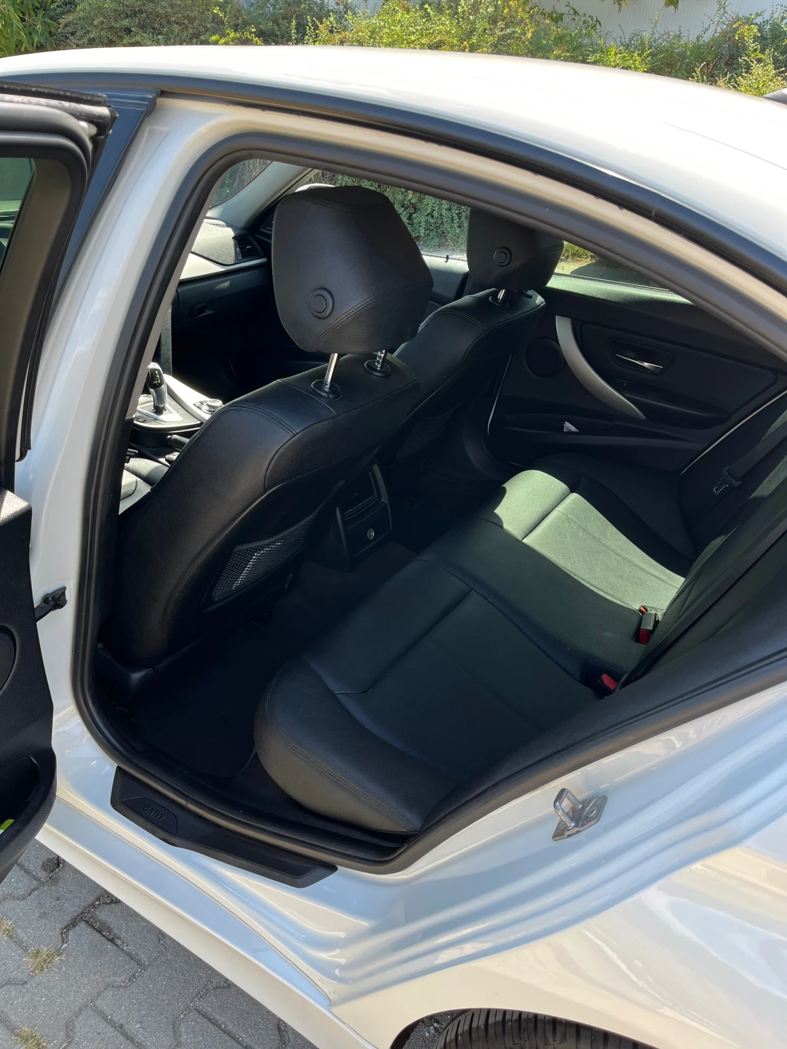 BMW 320 EFFICIENTDYNAMICS EDITION  - изображение 7