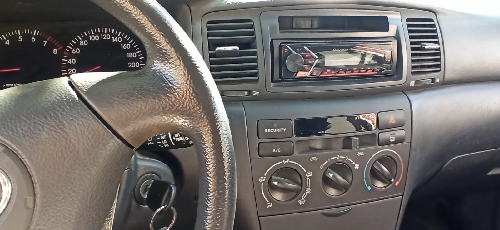 Toyota Corolla 1.4 vvti  | Mobile.bg — изображение 9