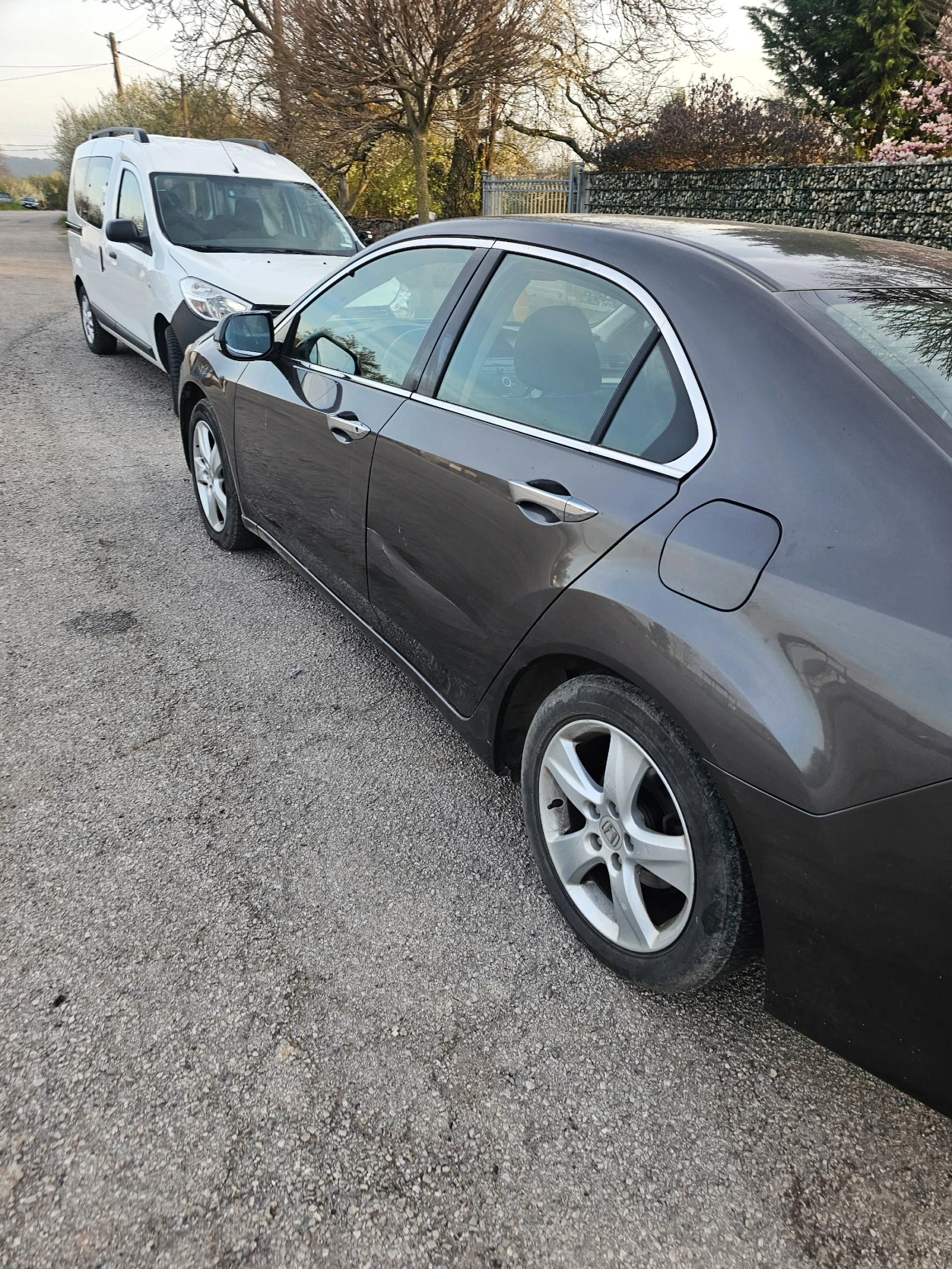 Honda Accord, снимка 2 - Автомобили и джипове - 54196755