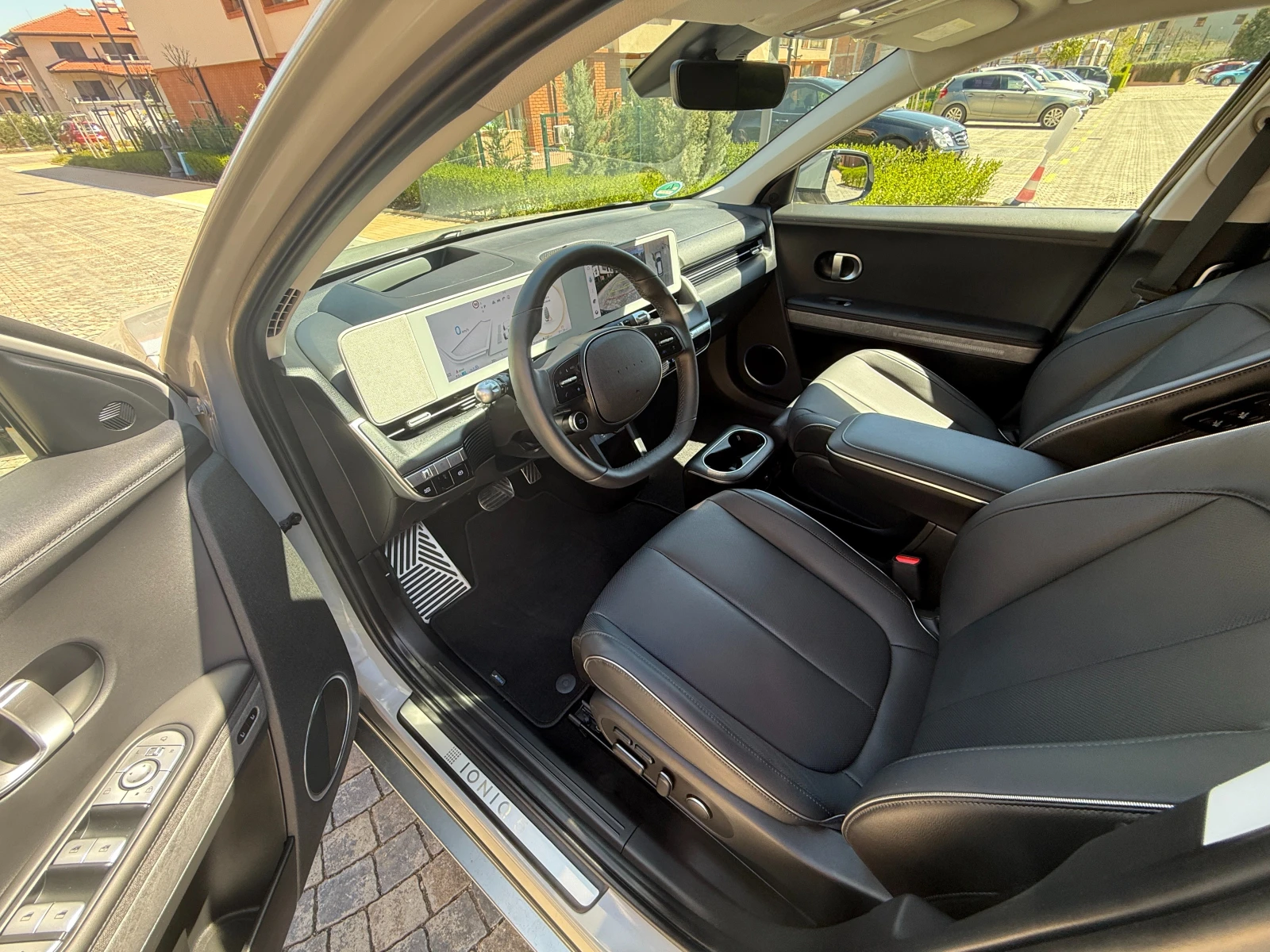 Hyundai Ioniq 5 77kWh Uniq AWD, снимка 11 - Автомобили и джипове - 54323895