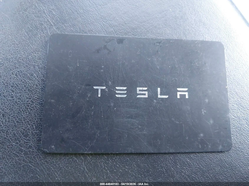 Tesla Model Y Long Range Dual Motor All-Wheel Drive, снимка 11 - Автомобили и джипове - 54419097