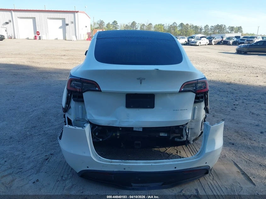 Tesla Model Y Long Range Dual Motor All-Wheel Drive, снимка 6 - Автомобили и джипове - 54419097