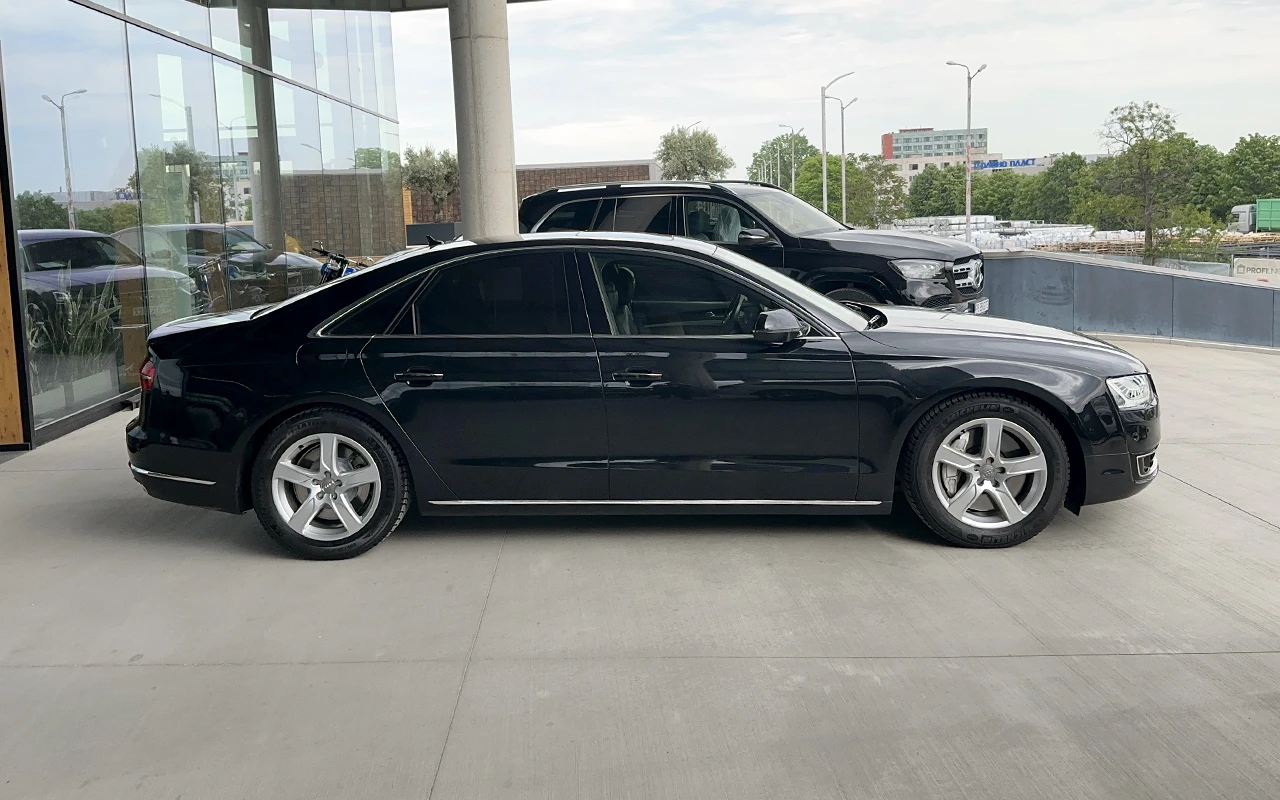 Audi A8 4.2 TDI quattro, снимка 3 - Автомобили и джипове - 54456502