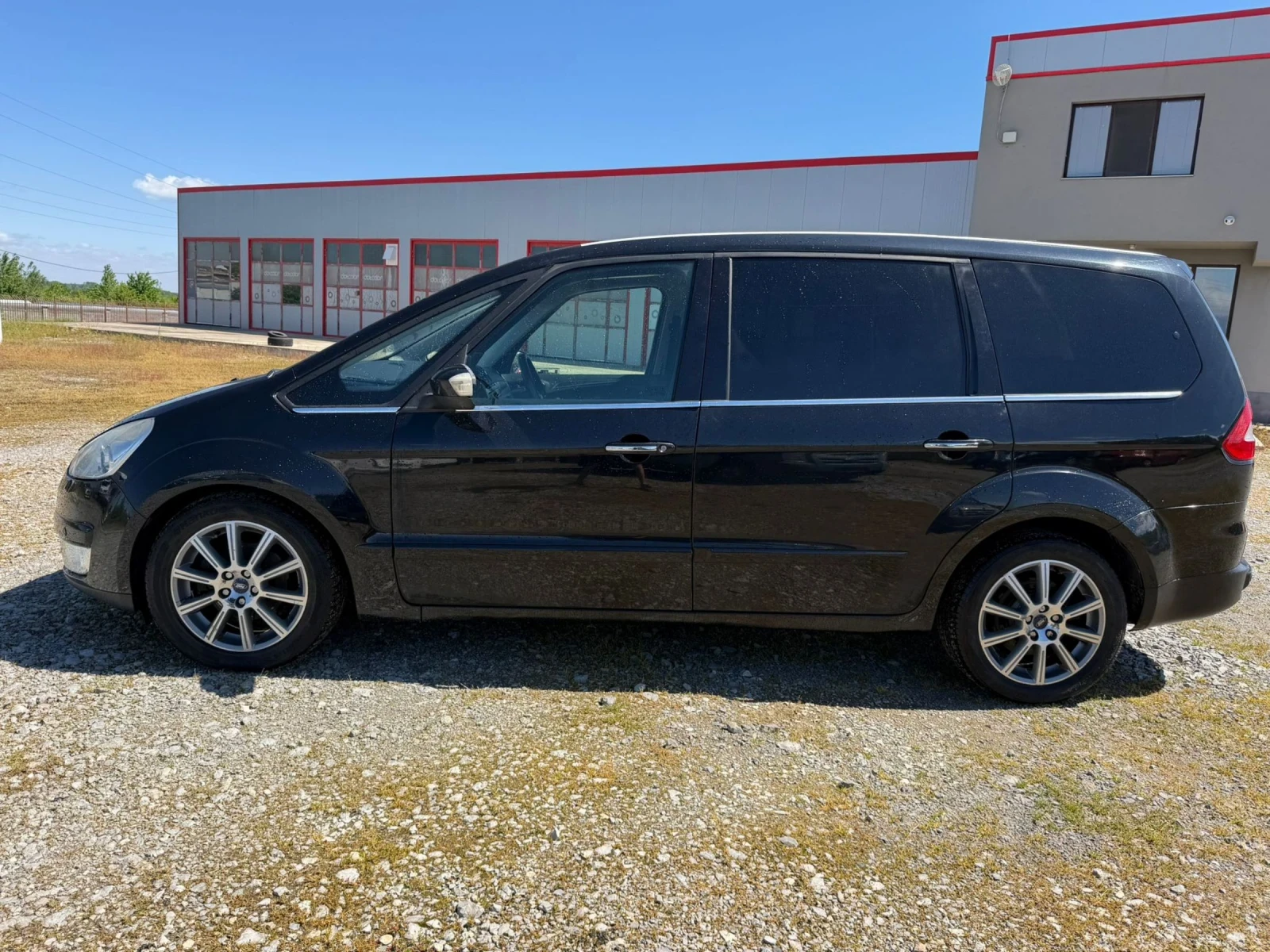 Ford Galaxy 2.0 TDCI - TITANIUM - FULL - ОБДУХВАНЕ - АВТОМАТИК, снимка 4 - Автомобили и джипове - 54538253