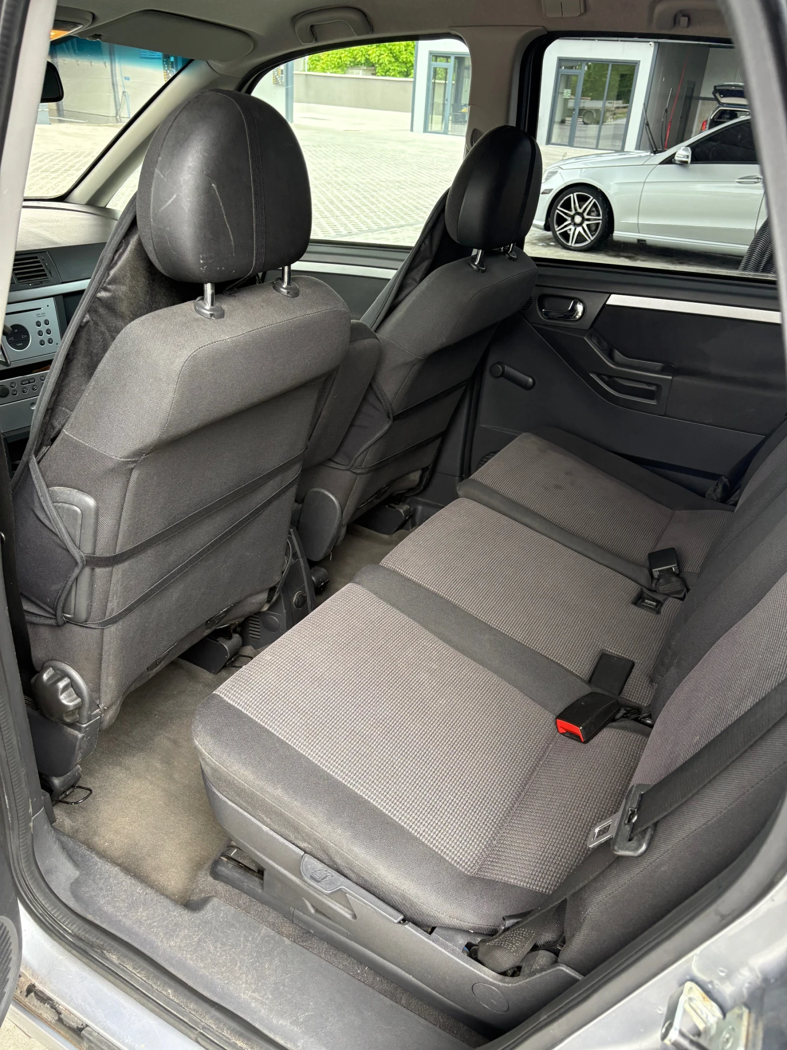 Opel Meriva 1.7 CDTi, снимка 11 - Автомобили и джипове - 54604302