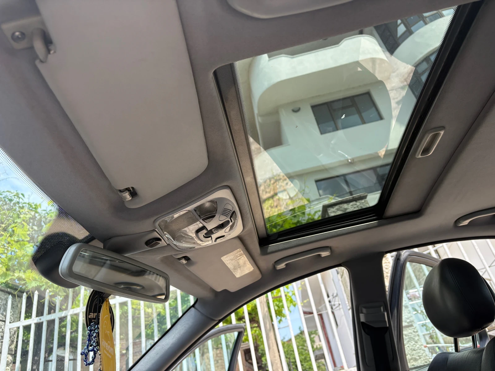 Mercedes-Benz C 220, снимка 10 - Автомобили и джипове - 55274201