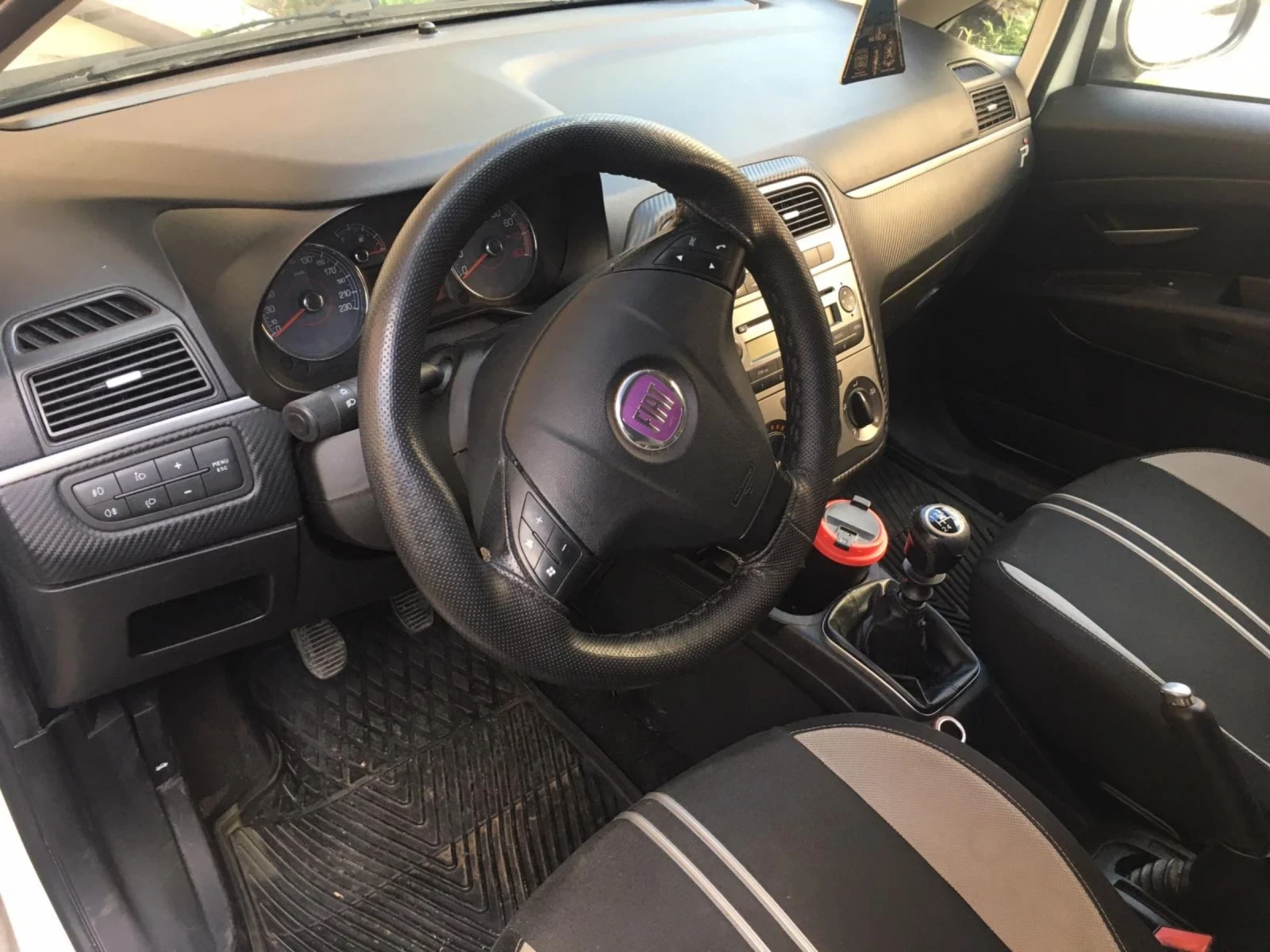 Fiat Punto 1.4, снимка 7 - Автомобили и джипове - 54944262