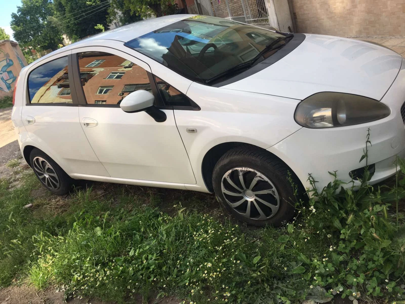 Fiat Punto 1.4, снимка 2 - Автомобили и джипове - 54944262