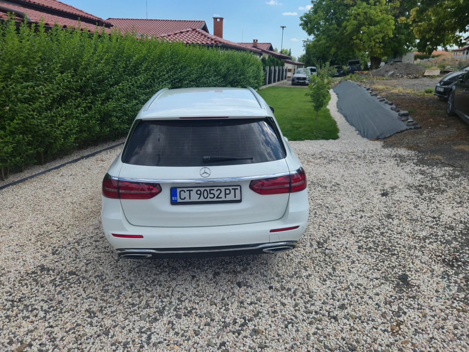 Mercedes-Benz E 220 Mercedes-Benz  E 220 9G , снимка 10 - Автомобили и джипове - 55019350
